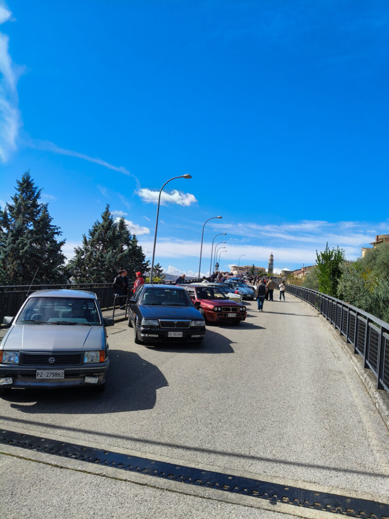 Esposizione auto storiche raduno Picerno Basilicata